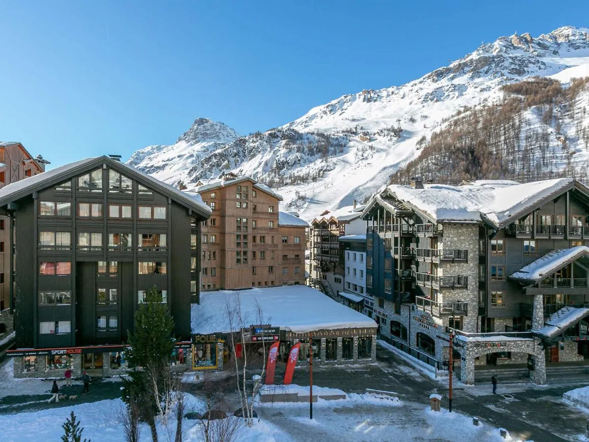 Apartment Appartement De Caractere Haut De Gamme Au Centre De Val-D'Isere, Proche Des Pistes - Fr-1-694-184